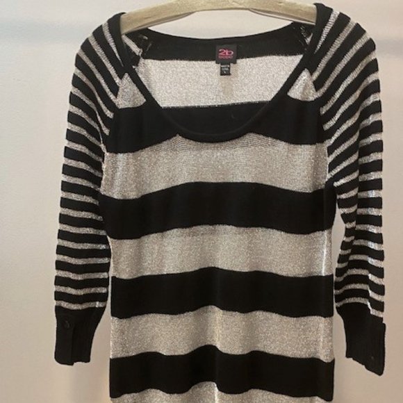 Sexy sweater with lurex stripes - Picture 1 of 3